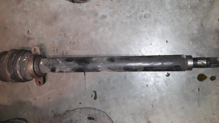 Front drive shaft, right from a Volvo S70 2.5 TDI 1997