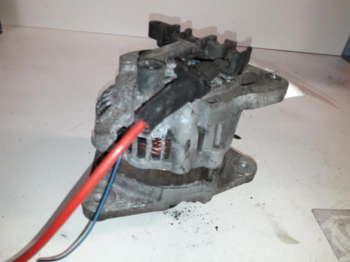 Begagnade Dynamo Ford Escort Pris på förfrågan erbjuds av Autodemontage Joko B.V.