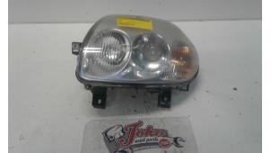 Used Headlight, left Renault Clio II (BB/CB) 1.4 16V Si Price on request offered by Autodemontage Joko B.V.