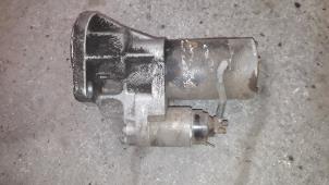 Anlasser van een Nissan Cabstar (F22) 2.5 D 1990