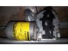 Front wiper motor from a Volvo S80 (TR/TS) 2.4 SE 20V 170 2000