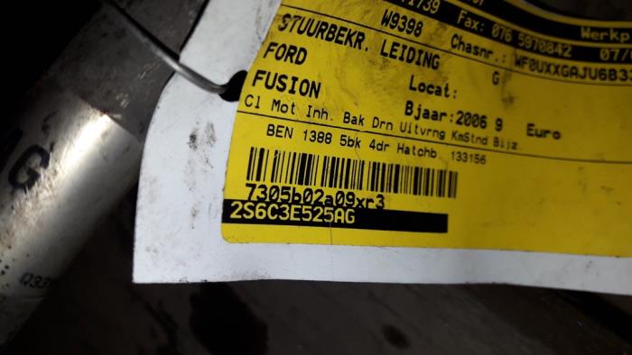 Power steering line from a Ford Fusion 1.4 16V 2006