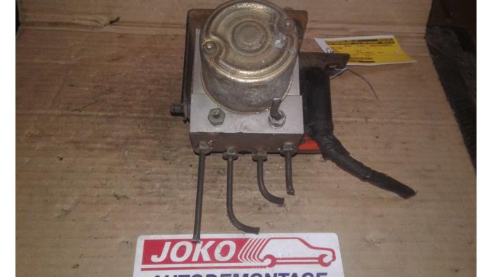 Begagnade ABS-pump Kia Rio (DC22/24) 1.3 RS,LS Pris på förfrågan erbjuds av Autodemontage Joko B.V.