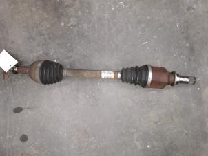 Used Front drive shaft, left Renault Clio III (BR/CR) 1.5 dCi 85 Price on request offered by Autodemontage Joko B.V.