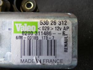Used Rear wiper motor Renault Clio III (BR/CR) 1.5 dCi 85 Price on request offered by Autodemontage Joko B.V.
