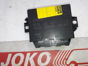 Used PDC Module Renault Clio III (BR/CR) 1.5 dCi 85 Price on request offered by Autodemontage Joko B.V.