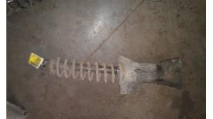 Used Rear shock absorber rod, right Audi 80 (B4) 1.9 TD Price on request offered by Autodemontage Joko B.V.