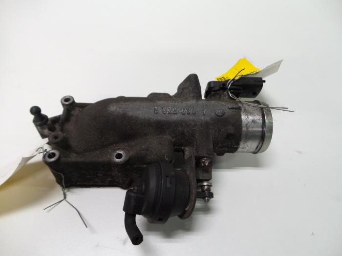 Gebrauchte Ansaugbrugge Opel Astra G Caravan (F35) 2.0 DTi 16V Preis auf Anfrage angeboten von Autodemontage Joko B.V.