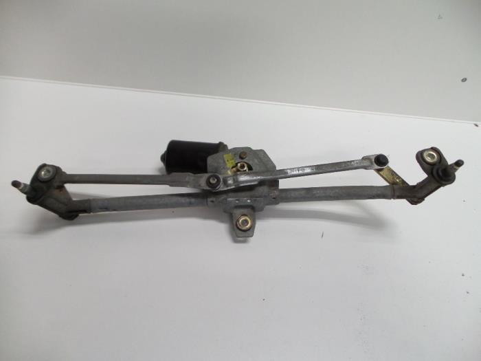 Wiper mechanism from a Seat Leon (1M1) 1.8 20V 2003