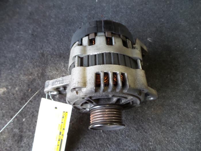 Begagnade Dynamo Chevrolet Kalos (SF48) 1.4 Pris på förfrågan erbjuds av Autodemontage Joko B.V.