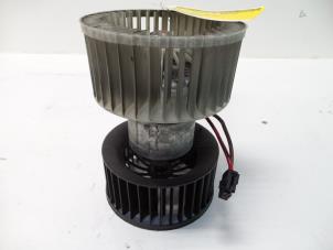 Used Heating and ventilation fan motor BMW 3 serie Compact (E46/5) 316ti 16V Price on request offered by Autodemontage Joko B.V.