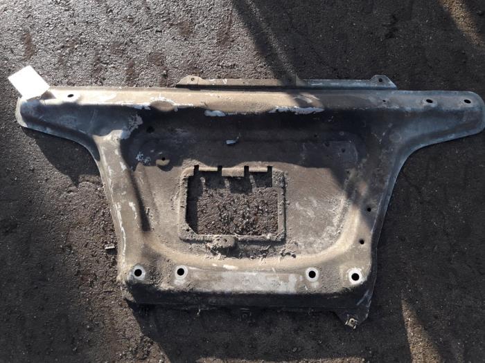 Subframe from a BMW 3 serie Compact (E46/5) 316ti 16V 2001