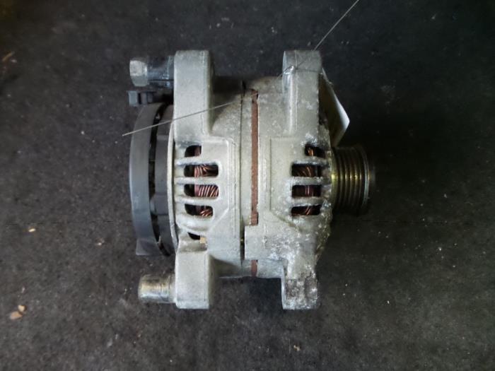 Begagnade Dynamo Peugeot 307 SW (3H) 2.0 HDi 110 FAP Pris på förfrågan erbjuds av Autodemontage Joko B.V.