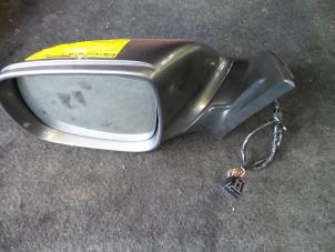 Used Wing mirror, left Audi Q7 (4LB) 3.0 TDI V6 24V Price on request offered by Autodemontage Joko B.V.