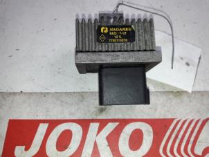 Used Glow plug relay Mitsubishi Space Star (DG) 1.9 DI-D Price on request offered by Autodemontage Joko B.V.