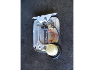 Used Tank cap cover Nissan Primera (P12) 2.0 16V CVT Price on request offered by Autodemontage Joko B.V.