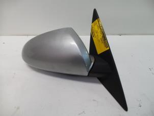 Used Wing mirror, right Nissan Primera (P12) 2.0 16V CVT Price on request offered by Autodemontage Joko B.V.