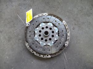 Used Pressure plate Volvo S80 (TR/TS) 2.4 D5 20V Price on request offered by Autodemontage Joko B.V.