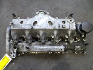 Used Rocker cover Volvo S80 (TR/TS) 2.4 D5 20V Price on request offered by Autodemontage Joko B.V.