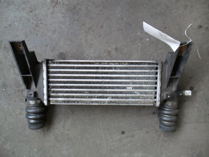 Usados Intercooler Ford Tourneo Connect I 1.8 TDCi 90 Precio de solicitud ofrecido por Autodemontage Joko B.V.