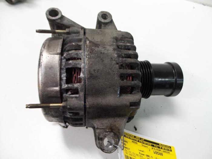 Begagnade Dynamo Ford Transit 2.4 TDdi 16V Pris på förfrågan erbjuds av Autodemontage Joko B.V.