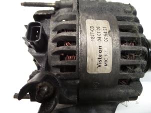 Dynamo van een Ford Transit 2.4 TDdi 16V 2001