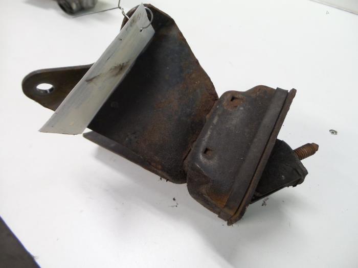 Used Engine mount Ford Transit 2.4 TDdi 16V Price on request offered by Autodemontage Joko B.V.