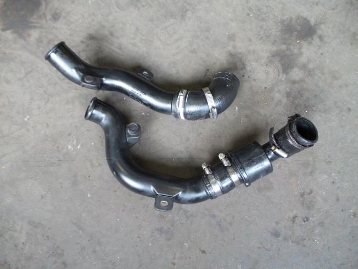 Intercooler hose from a Ford Tourneo Connect I 1.8 TDCi 90 2004