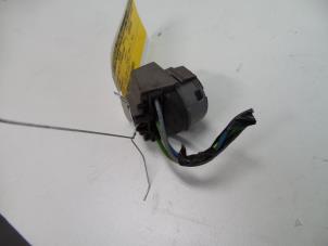 Used Ignition switch Ford Transit 2.4 TDdi 16V Price on request offered by Autodemontage Joko B.V.