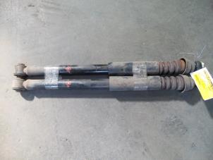 Used Shock absorber kit Hyundai Getz 1.5 CRDi 12V Price on request offered by Autodemontage Joko B.V.