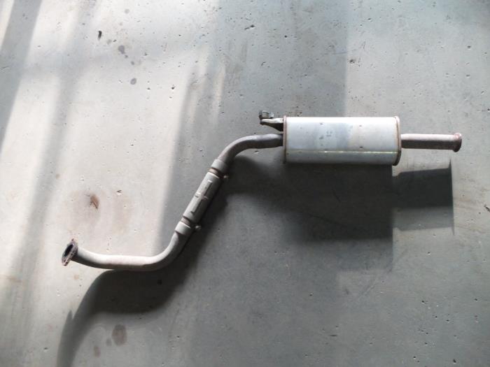 Exhaust middle silencer from a Hyundai Getz 1.5 CRDi 12V 2004