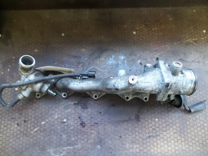 Begagnade Insugsrör Hyundai Getz 1.5 CRDi 12V Pris på förfrågan erbjuds av Autodemontage Joko B.V.