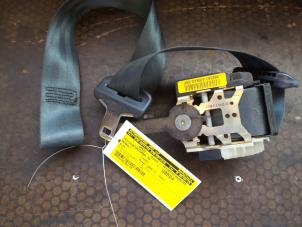 Used Front seatbelt, right Renault Clio II Societe (SB) 1.5 dCi 65 Price on request offered by Autodemontage Joko B.V.