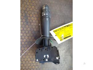 Used Indicator switch Renault Clio II Societe (SB) 1.5 dCi 65 Price on request offered by Autodemontage Joko B.V.