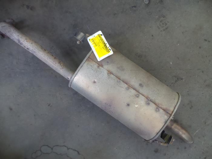 Gebrauchte Auspuff Enddämpfer Kia Rio (DC22/24) 1.5 16V Preis auf Anfrage angeboten von Autodemontage Joko B.V.