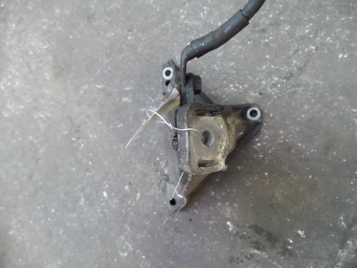 Usagé Support moteur Audi A4 Avant (B5) 1.8 20V Turbo Prix sur demande proposé par Autodemontage Joko B.V.