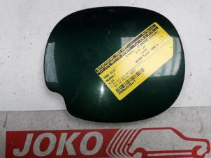 Used Tank cap cover Renault Clio II (BB/CB) 1.2 Price on request offered by Autodemontage Joko B.V.