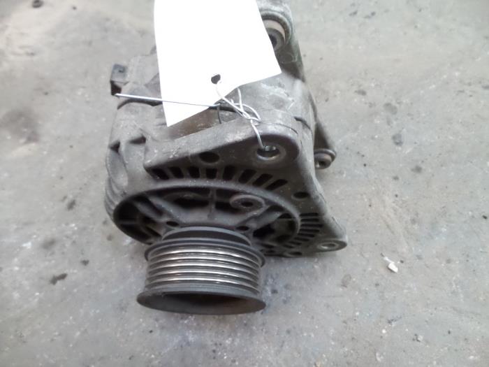 Gebrauchte Dynamo Volkswagen LT II 2.5 SDi Preis auf Anfrage angeboten von Autodemontage Joko B.V.