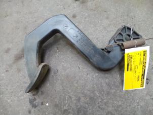 Used Clutch pedal Volkswagen LT II 2.5 SDi Price on request offered by Autodemontage Joko B.V.