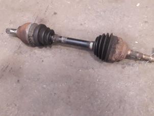 Used Front drive shaft, left Opel Astra G (F08/48) 1.7 DTI 16V Eco4 Price on request offered by Autodemontage Joko B.V.