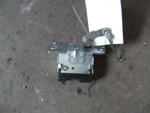 Used Tailgate lock mechanism Opel Corsa C (F08/68) 1.3 CDTi 16V Price on request offered by Autodemontage Joko B.V.