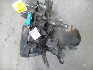 Used Gearbox Renault Clio II (BB/CB) 1.4 Price on request offered by Autodemontage Joko B.V.