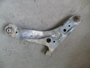 Used Front lower wishbone, left Kia Picanto (BA) 1.0 12V Price on request offered by Autodemontage Joko B.V.