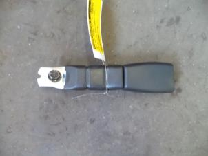 Used Front seatbelt buckle, right Kia Picanto (BA) 1.0 12V Price on request offered by Autodemontage Joko B.V.