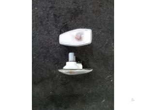 Used Indicator, left Kia Picanto (BA) 1.0 12V Price on request offered by Autodemontage Joko B.V.