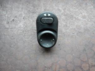 Used Mirror switch Opel Corsa C (F08/68) 1.3 CDTi 16V Price on request offered by Autodemontage Joko B.V.