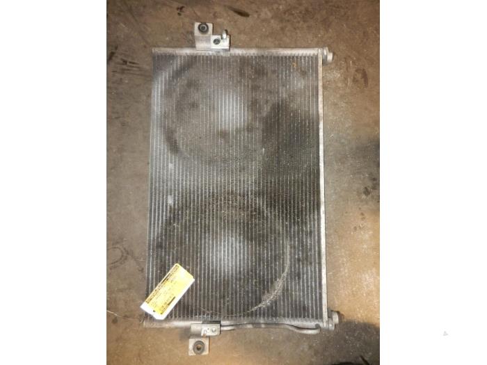 Gebruikte Condenseur de climatisation Hyundai H-1/H-200 2.5 Tdi Prijs op aanvraag aangeboden door Autodemontage Joko B.V.