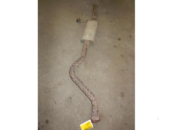 Gebrauchte Auspuff Enddämpfer Hyundai H-1/H-200 2.5 Tdi Preis auf Anfrage angeboten von Autodemontage Joko B.V.
