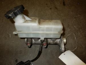 Used Master cylinder Hyundai H-1/H-200 2.5 Tdi Price on request offered by Autodemontage Joko B.V.