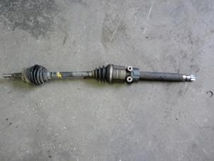 Used Front drive shaft, right Opel Meriva 1.7 CDTI 16V Price on request offered by Autodemontage Joko B.V.